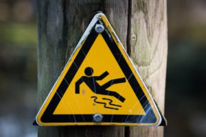 xsign-slippery-wet-caution-300x200.jpg.pagespeed.ic.WSpq6d0gUk